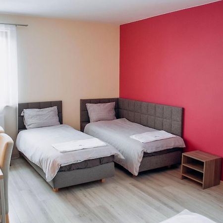 Redwood Hostel Lublin Eksteriør billede
