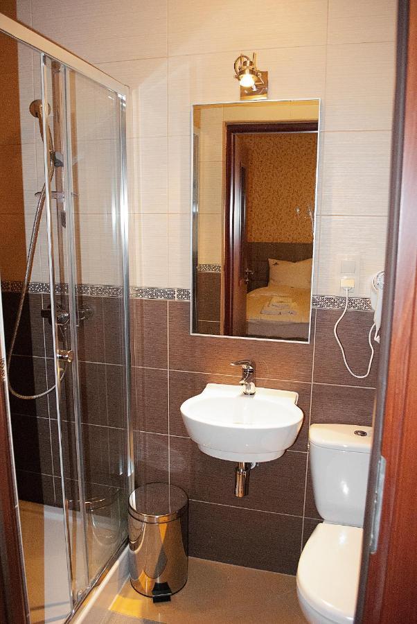 Redwood Hostel Lublin Eksteriør billede