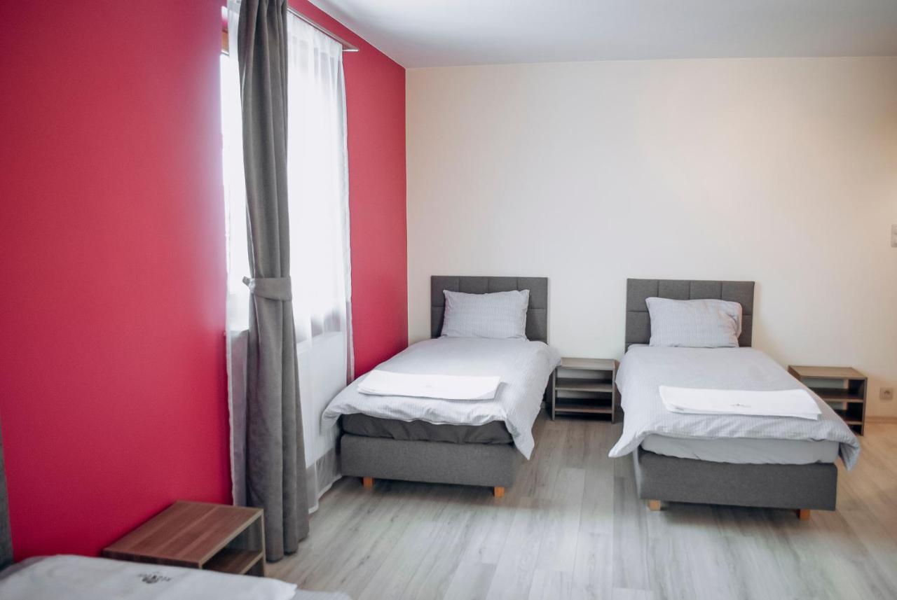 Redwood Hostel Lublin Eksteriør billede